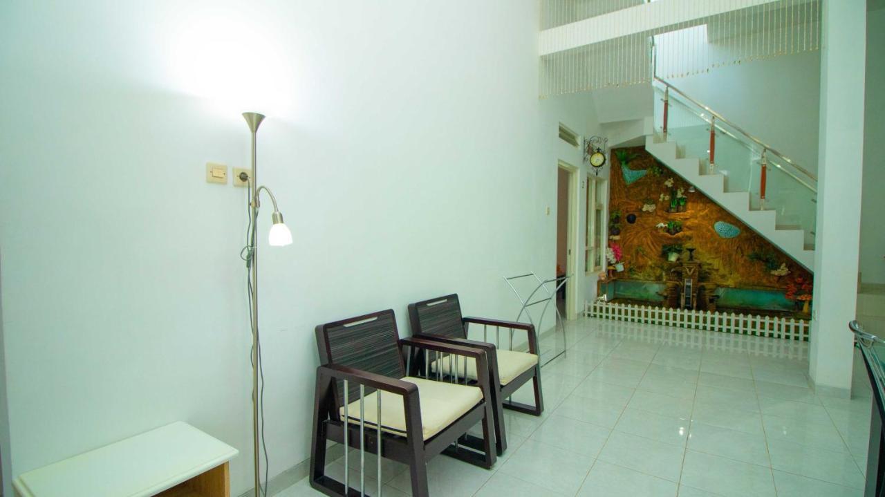 Villa El Nino 5 Bedroom Dengan Rooftop Mountain View Batu  Luaran gambar